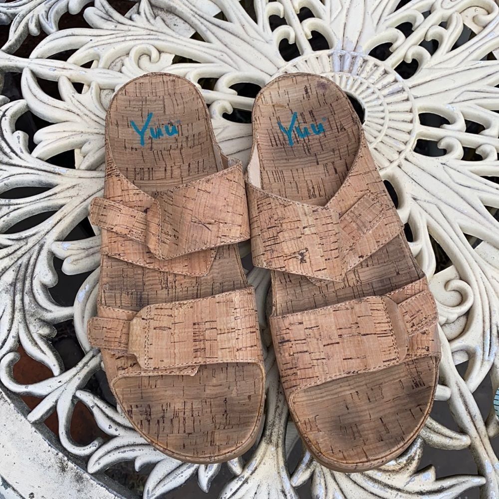 Cork sandals sz. 9 medium